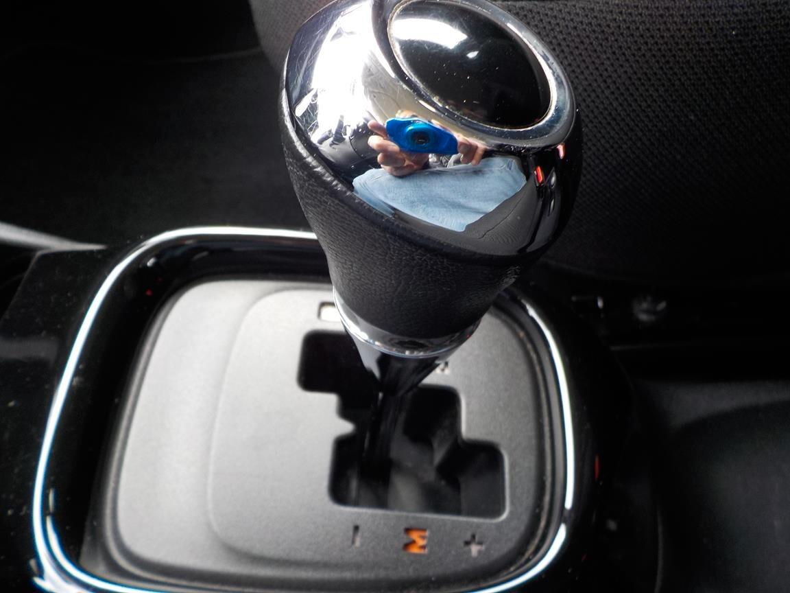 Peugeot 108 VTi 68 ETG 5 porte Allure Cambio Automatico