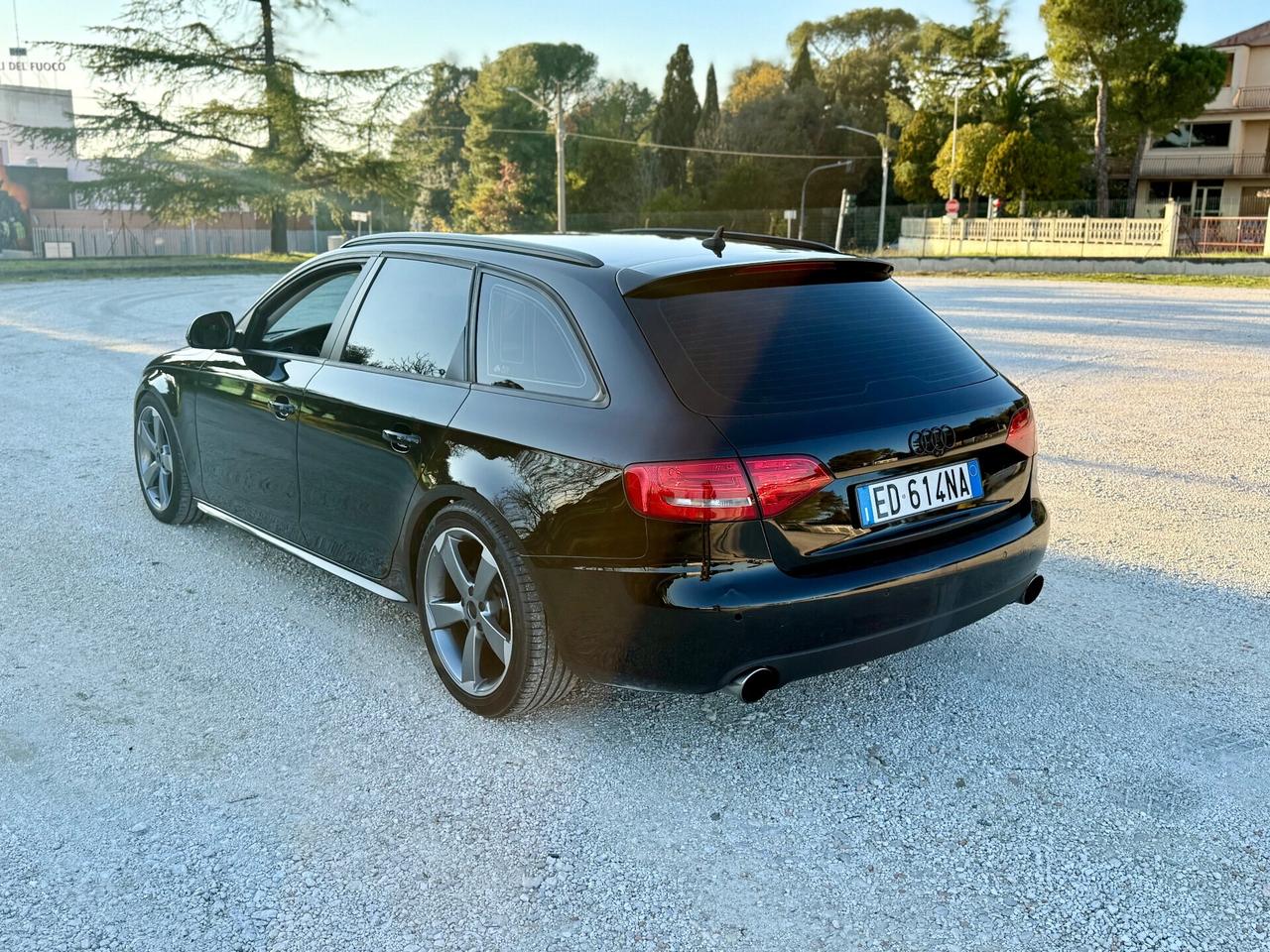 Audi A4 3.0 TDi V6 QUATTRO cambio manuale 4x4