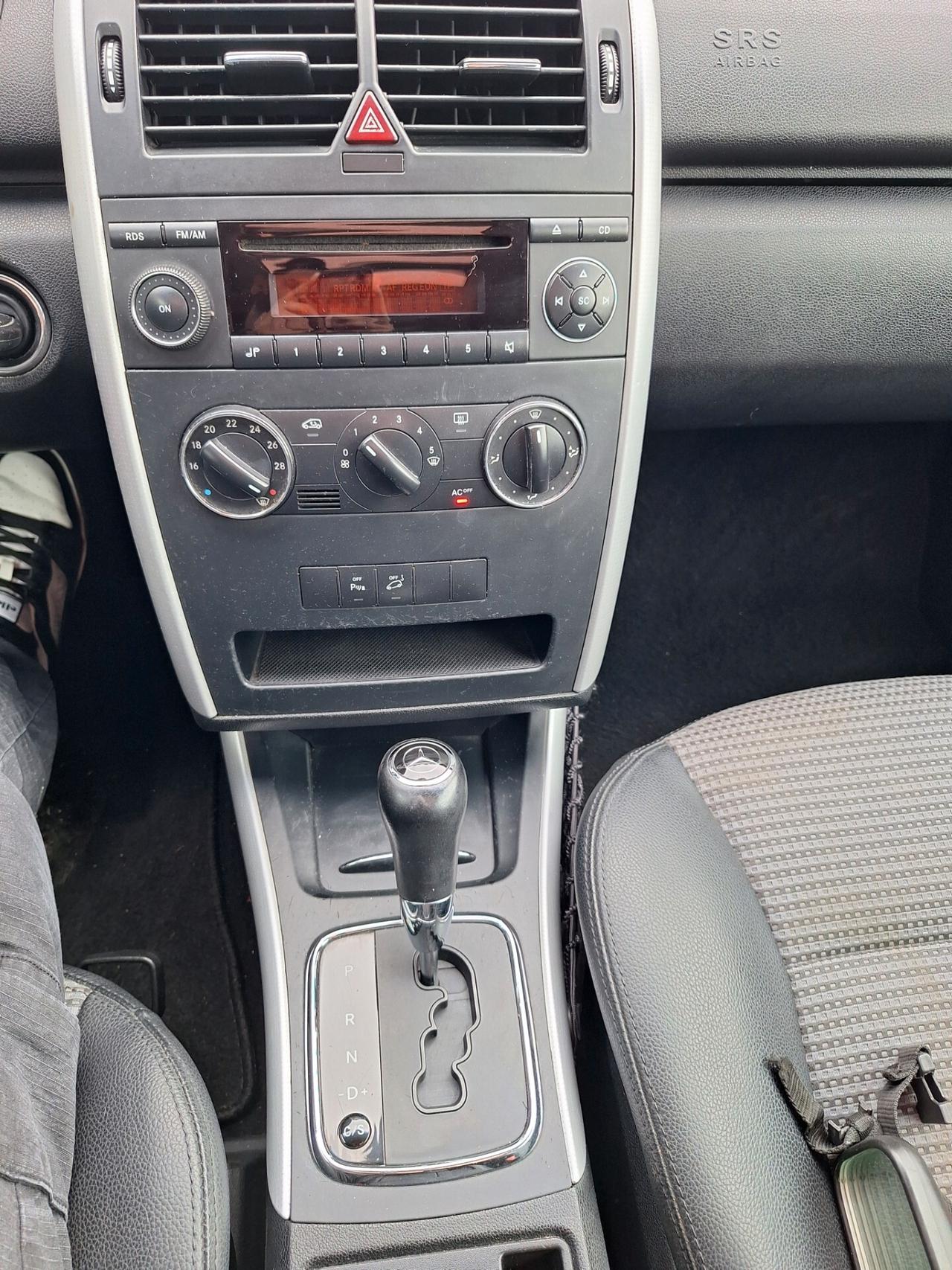Mercedes-benz A 170 Coupé Avantgarde GPL TETTO CAMBIO AUTOMATICO 7G NEOPATENTATI