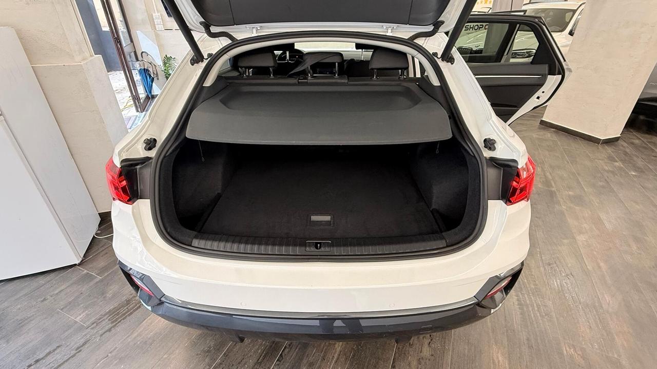 Audi Q3 35 TDI S tronic Business plus