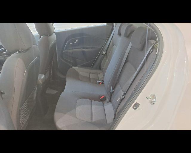 KIA Rio 5p 1.1 crdi Active E6
