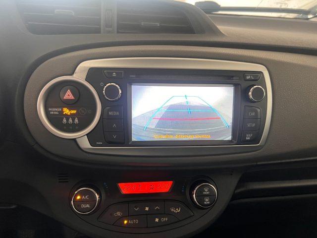 TOYOTA Yaris 1.0 5 porte Lounge