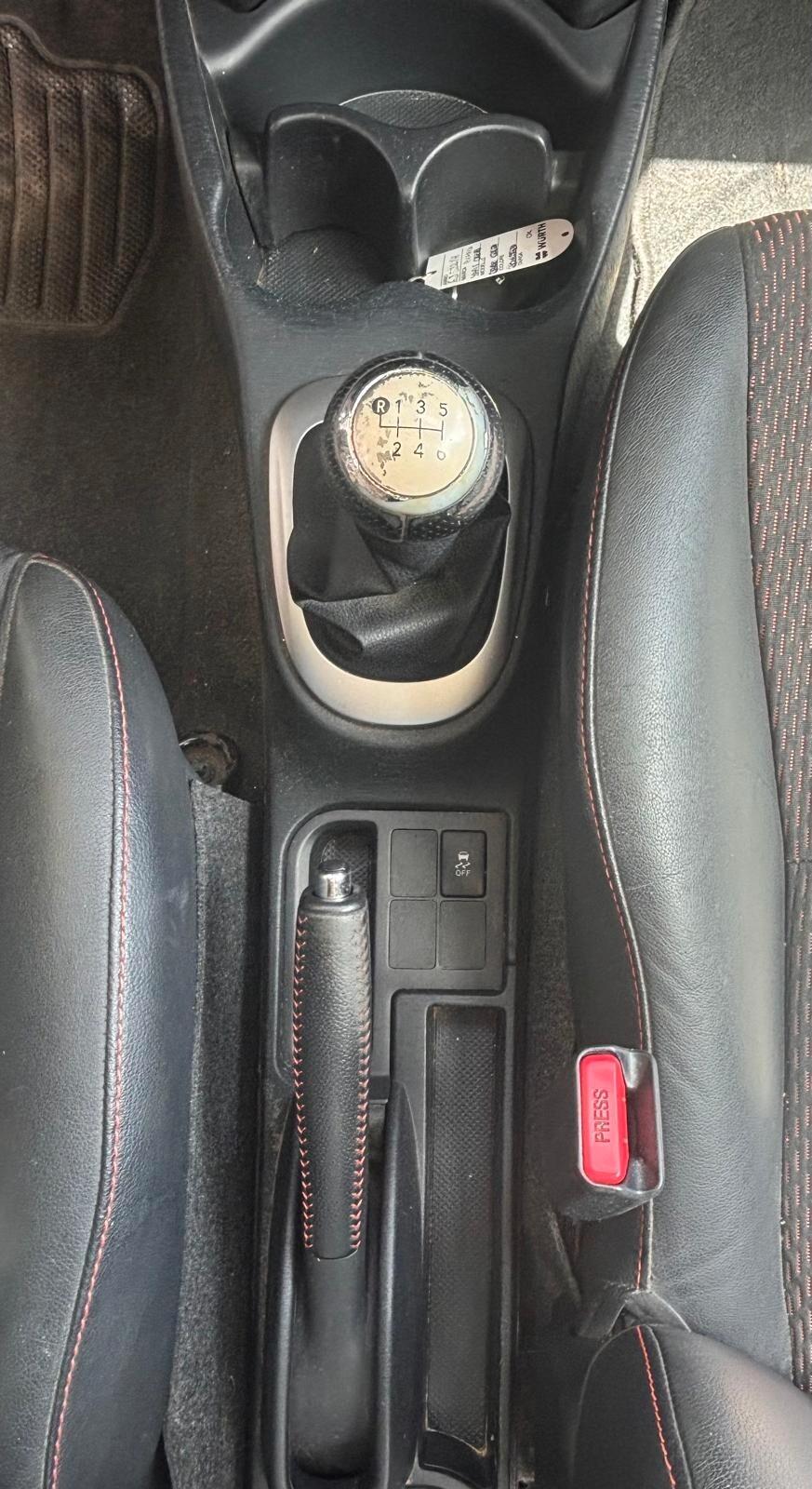 Toyota Yaris 1.3 5 porte Lounge