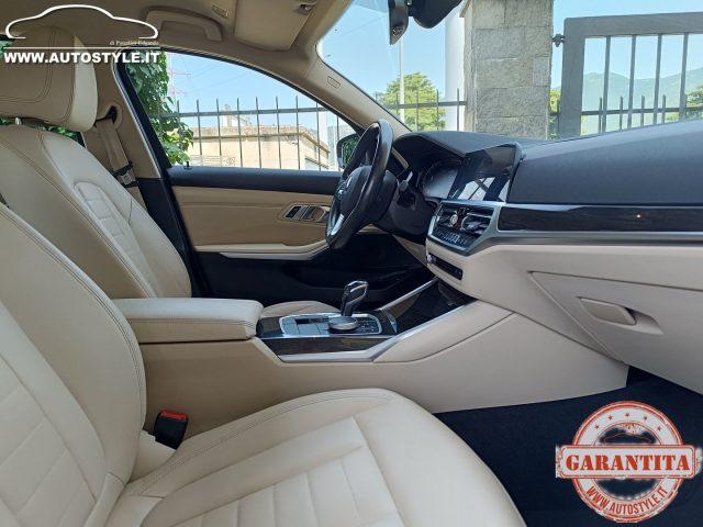 BMW 320 d Touring LUXURY STEPTRONIC/Automatica 190Cv G21