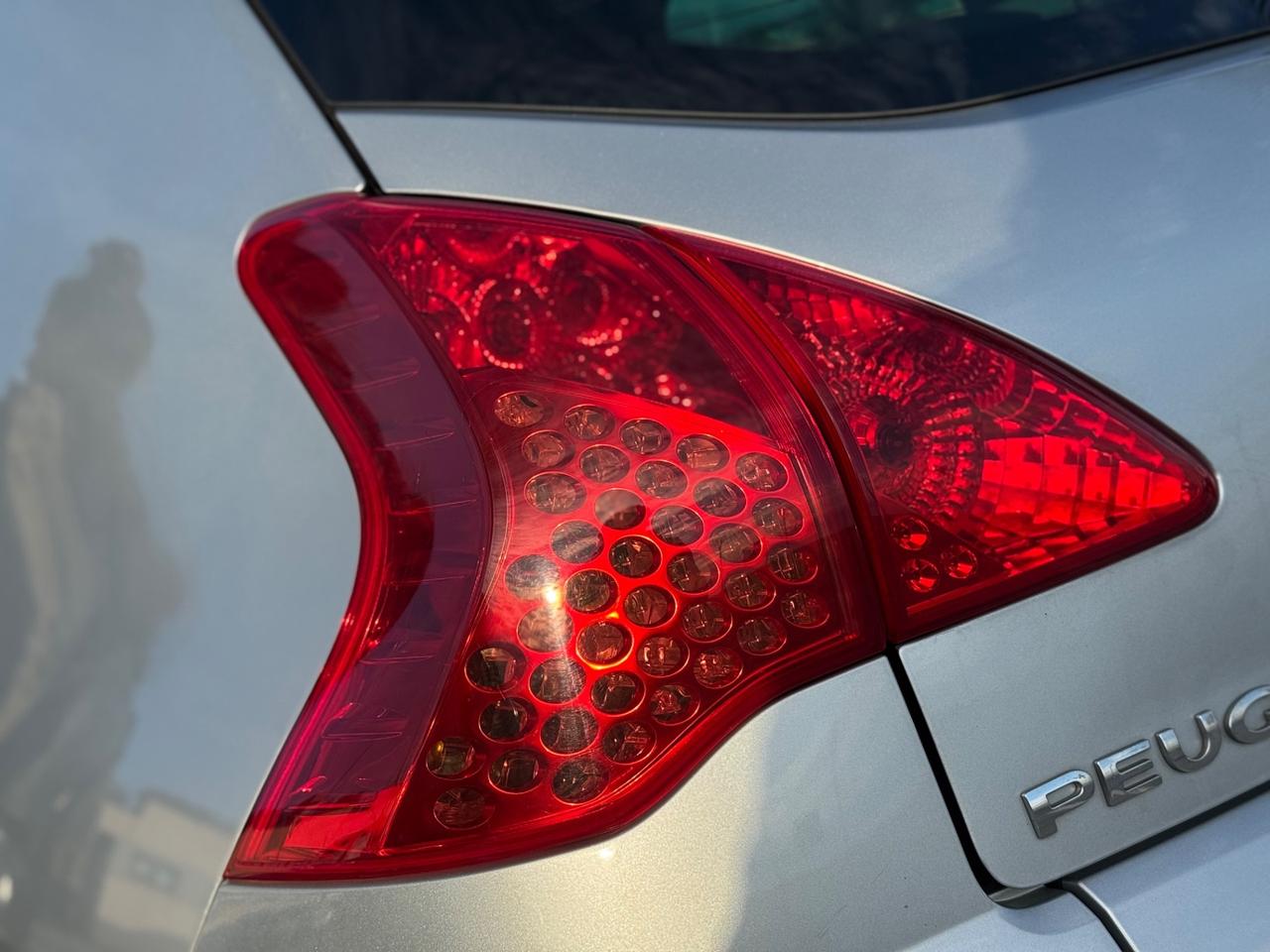 Peugeot 3008 1.6 HDI 115CV ALLURE 12 MESI DI GARANZIA 2012