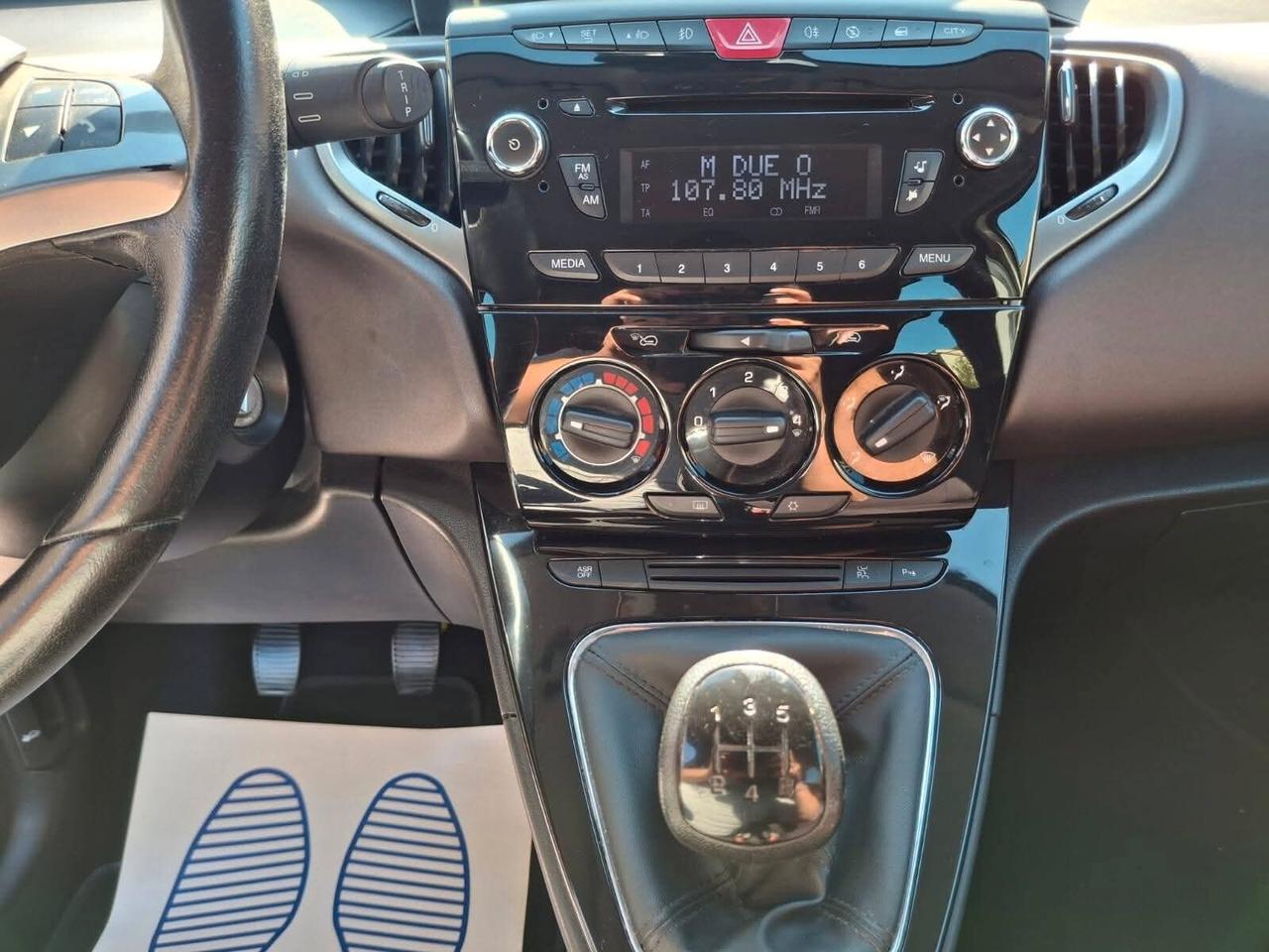 Lancia Ypsilon 1.3 MJT 16V 95 CV 5 porte S&S Gold