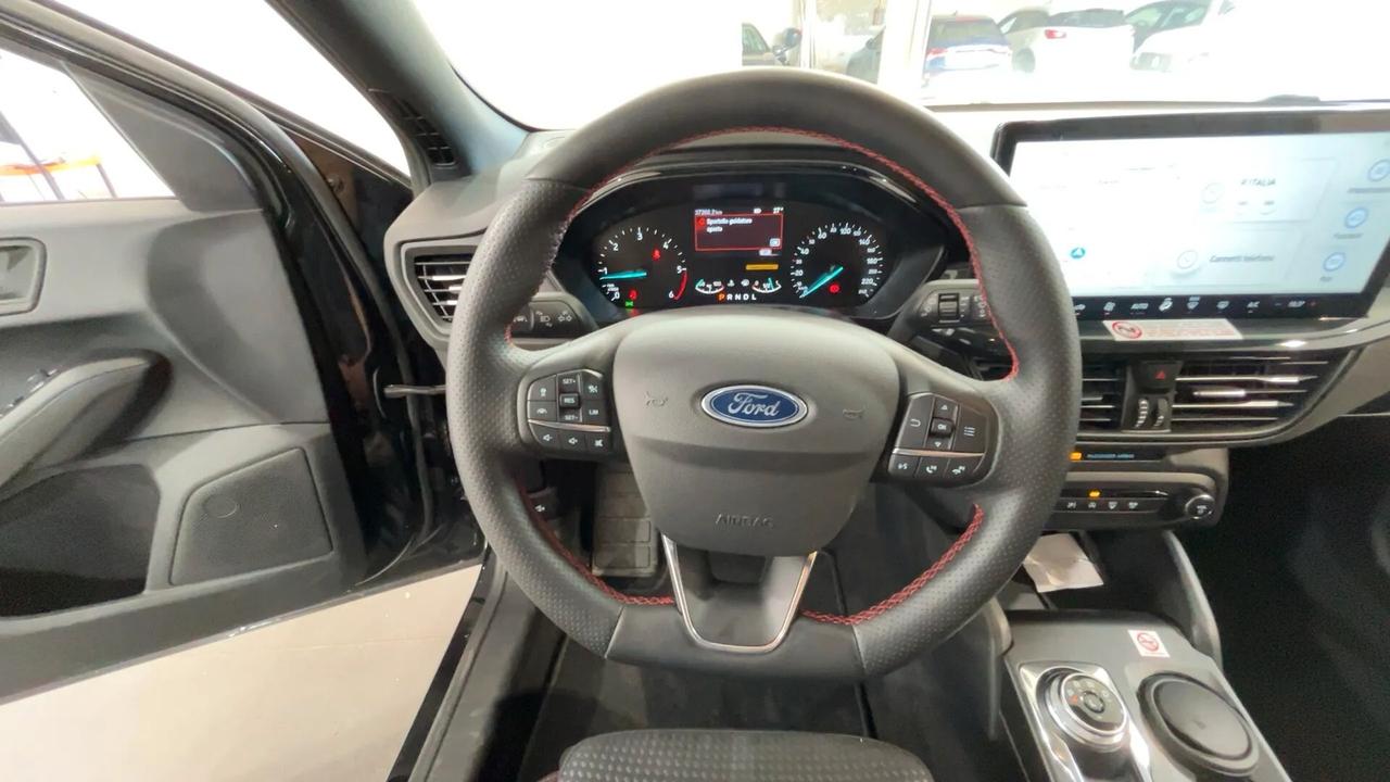 Ford Focus 1.5 EcoBlue 115 CV automatico 5p. ST-Line