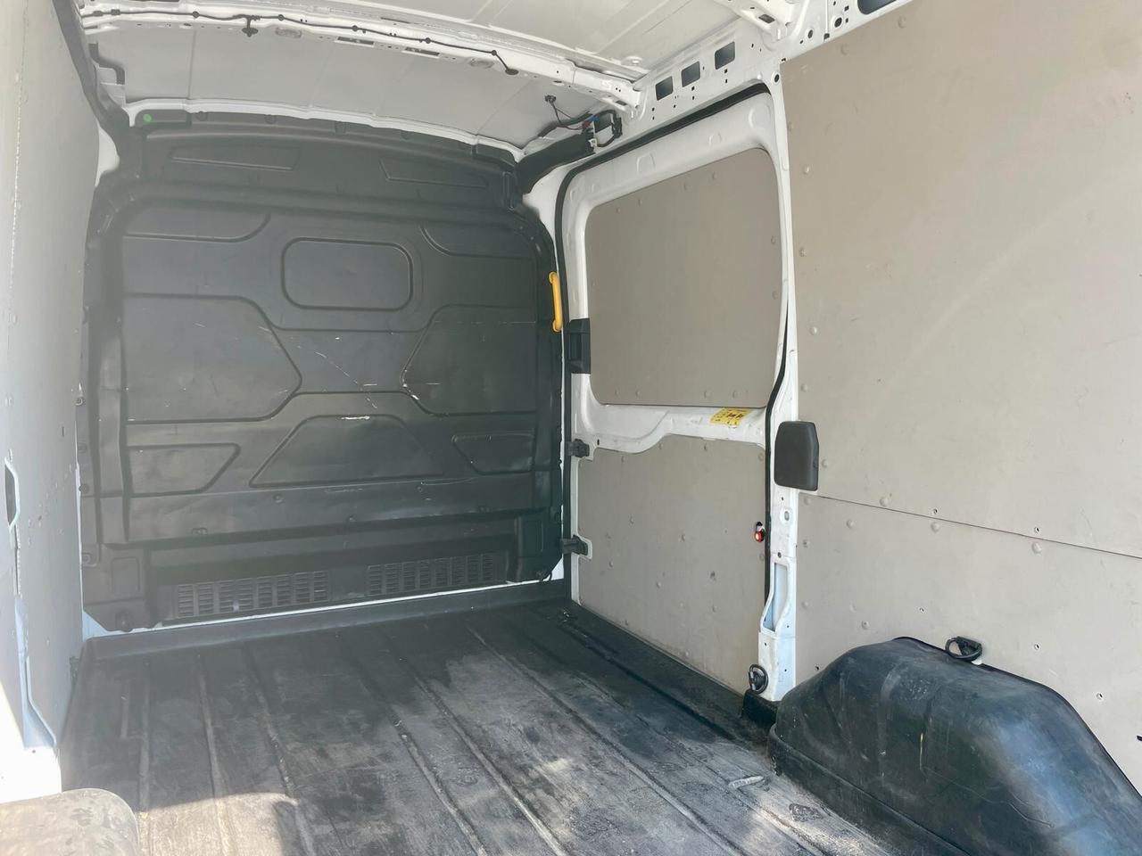 FORD TRANSIT 350 L2H2 TREND 2.0 - 2022