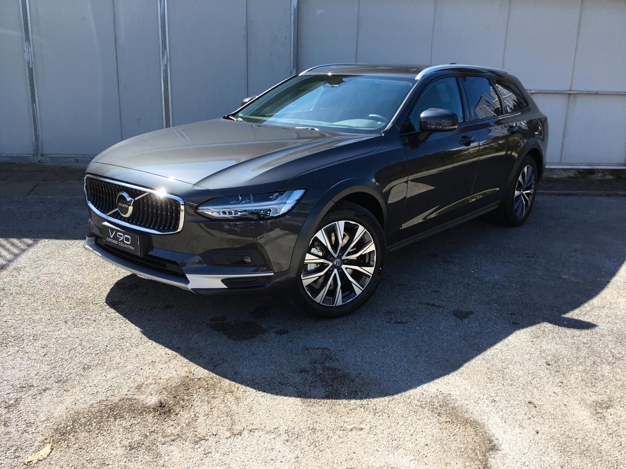 Volvo V90 Cross Country B4 (d) AWD automatico Ultimate