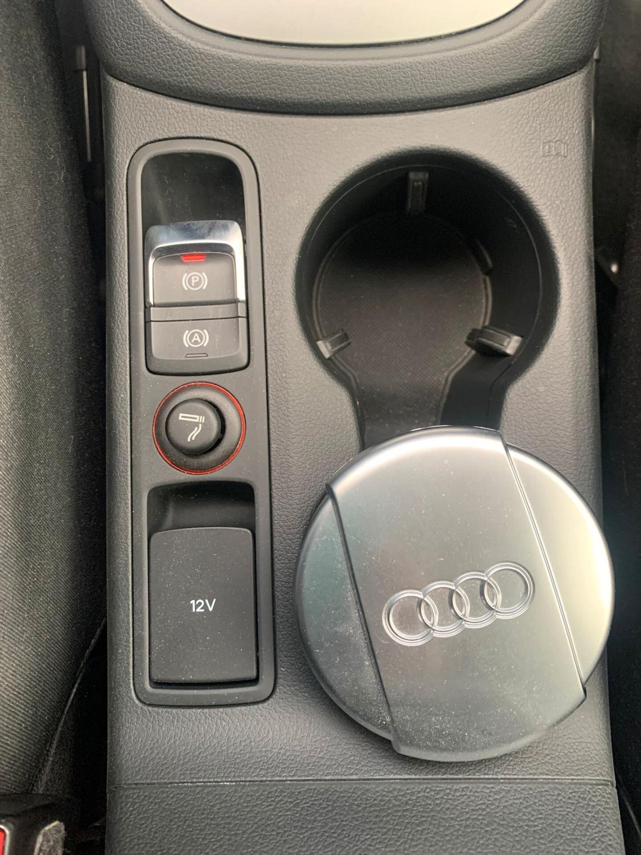 Audi Q3 2.0 TDI 150 CV S tronic Business