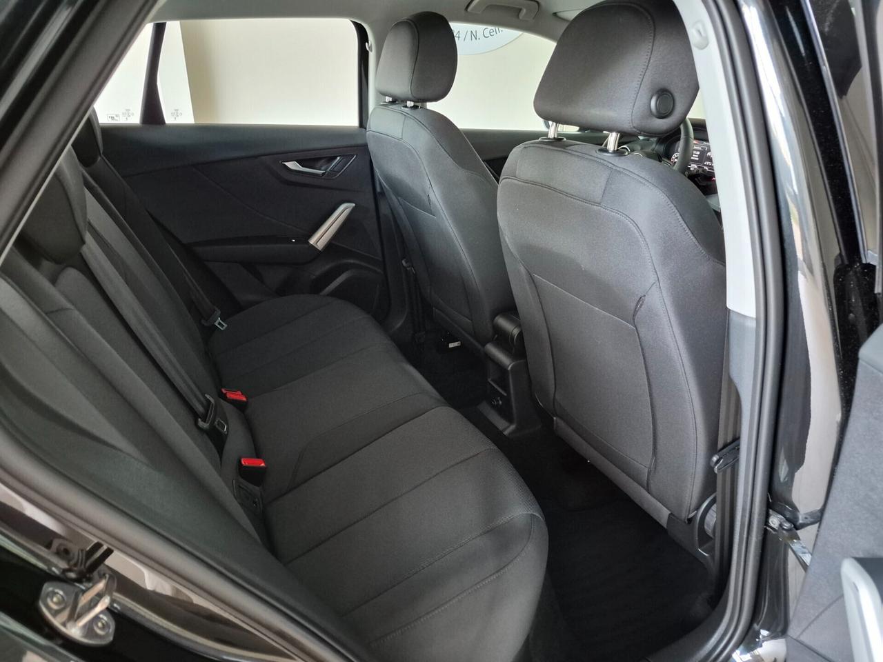 Audi Q2 35 TFSI S-TRONIC MATRIX APPLE CAR PLAY/ANDROID AUTO RETROCAMERA ACC RICARIA WIRELESS VIRTUAL COCKPIT