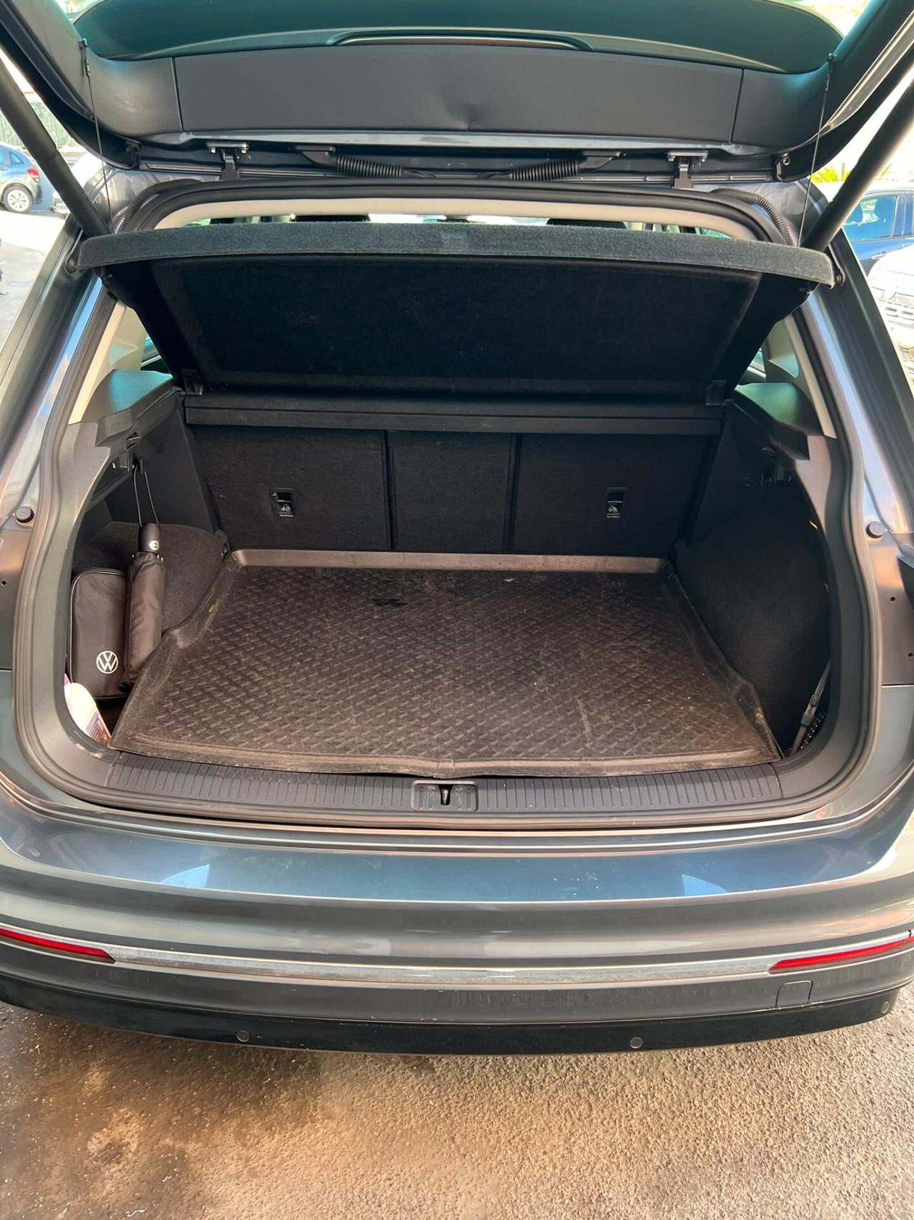 Volkswagen Tiguan 2.0 BiTDI SCR DSG 4MOTION Advanced R-Line BMT