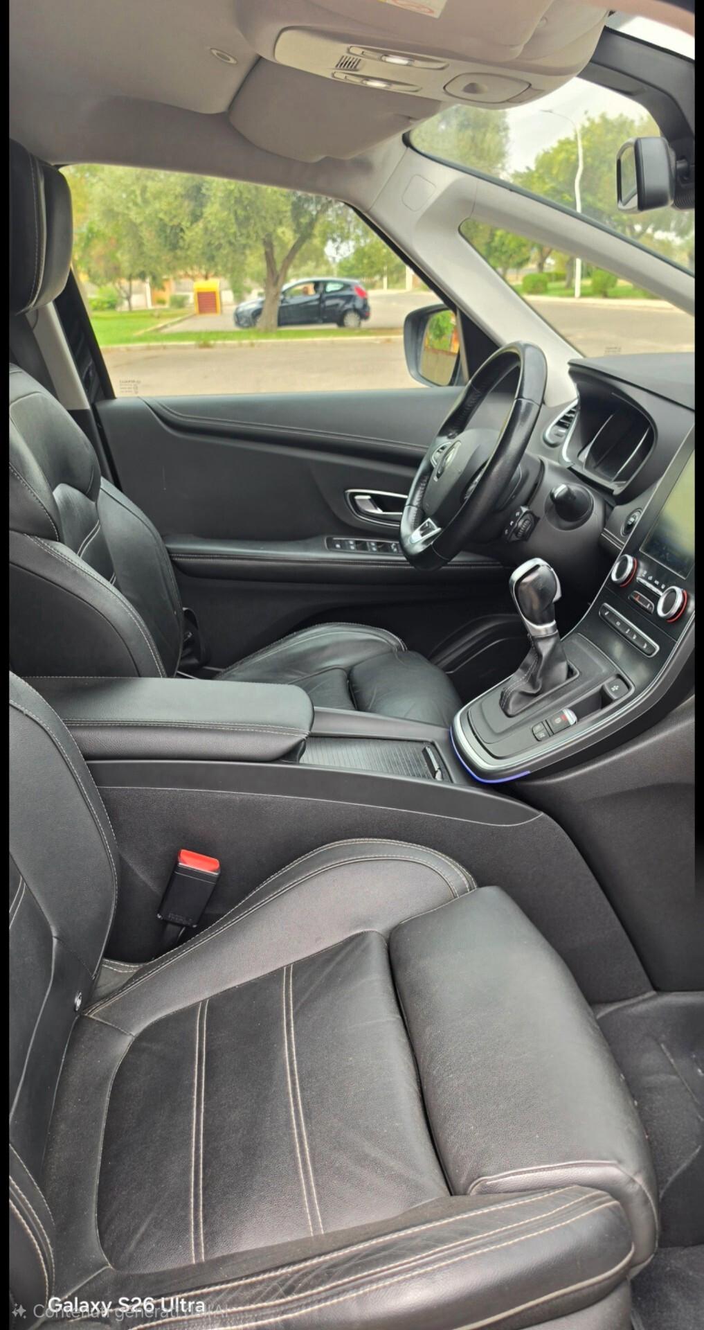 Renault Grand Scenic dCi 8V 110 CV EDC Energy Intens