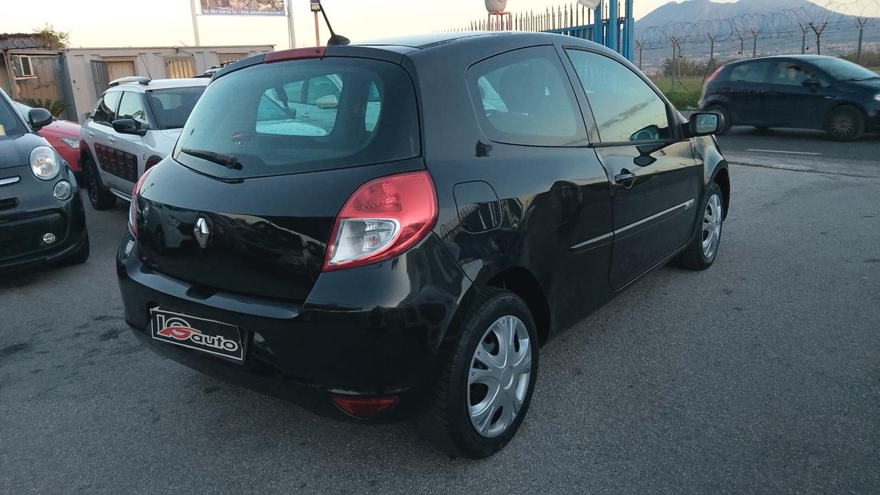 Renault Clio 1.2 benzina gpl di serie