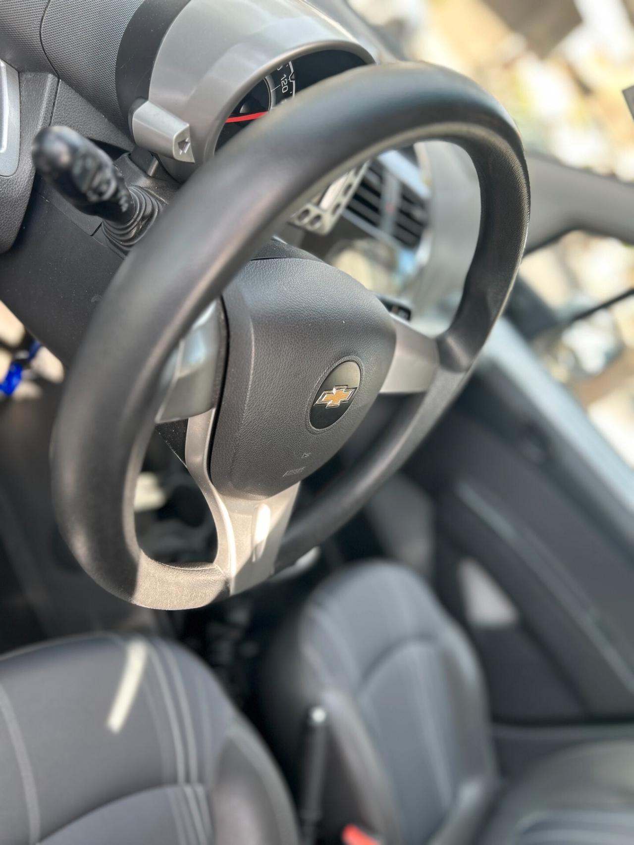 Chevrolet Spark 1.0 LT