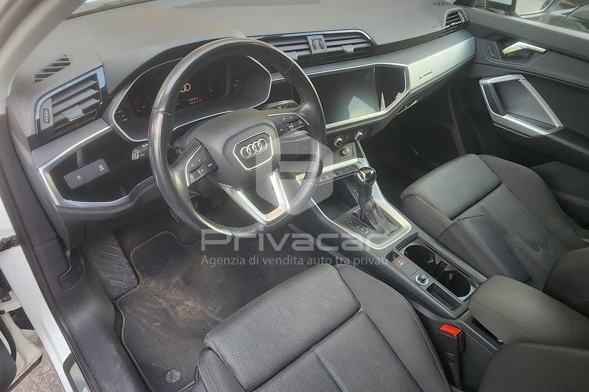 AUDI Q3 35 TDI S tronic