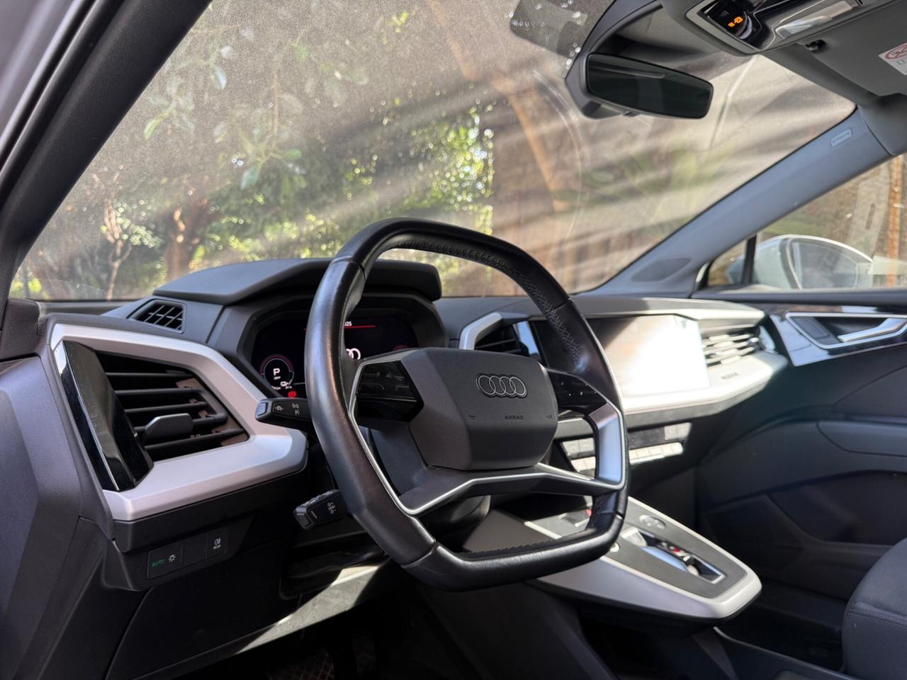 Audi Q4 35 e-tron 23 Mila km 24 Mesi di garanzia