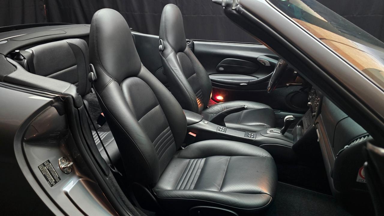 Porsche 911 Carrera cat Cabriolet