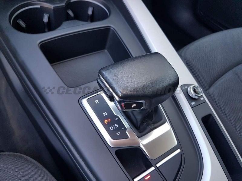 Audi A4 A4 Avant 30 2.0 tdi mhev Business Advanced 136cv s-tronic