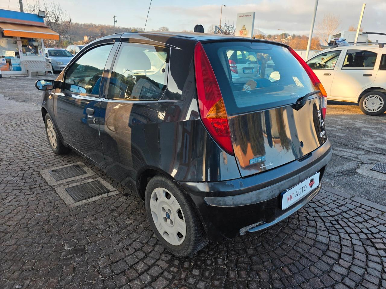 Fiat Punto 1.2i cat 3 porte Verve con 175.000km Neopatentati ok