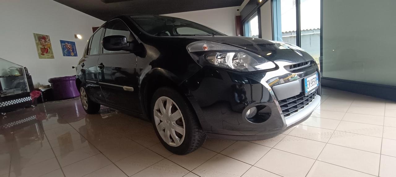 Clio 1.2 GPL SOLO 125MILA KM! e FRIZIONE NUOVA!!!!!!!!