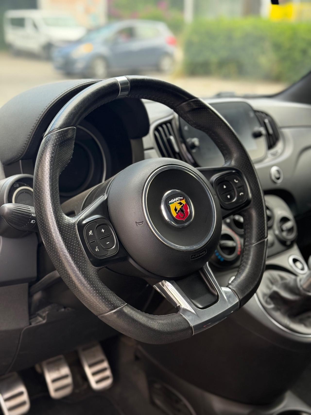 Abarth 595 C 1.4 Turbo T-Jet 165 CV 2022