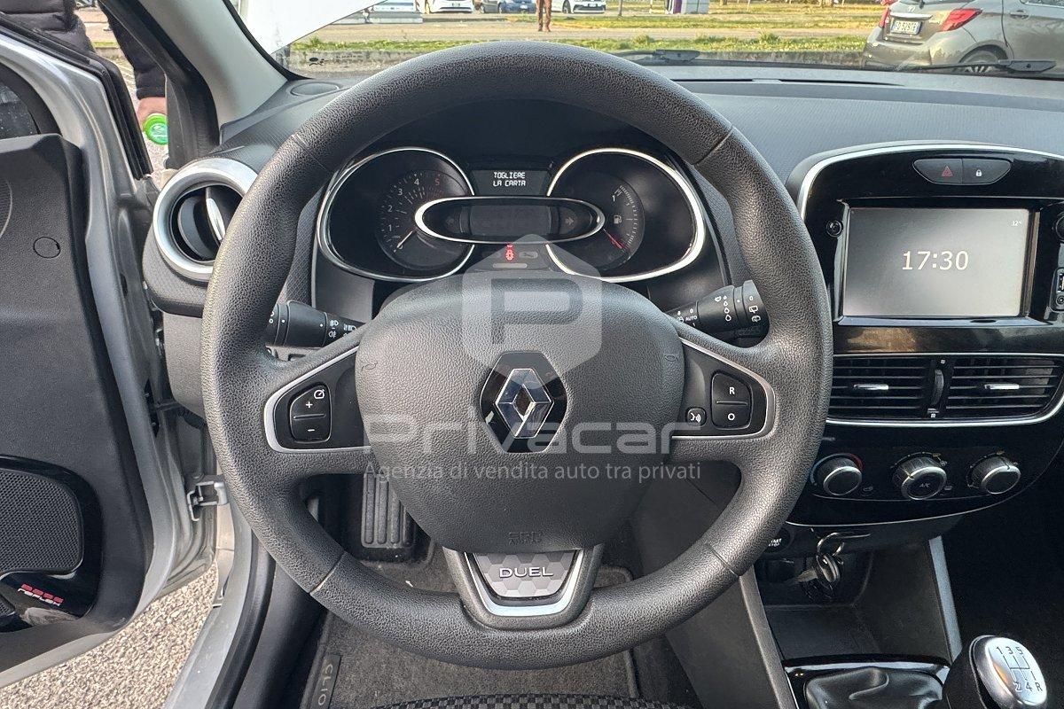 RENAULT Clio dCi 8V 75 CV 5 porte Moschino Zen