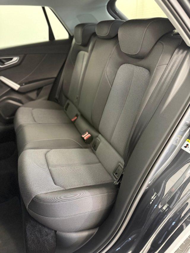 AUDI Q2 30 TDI Business Advanced