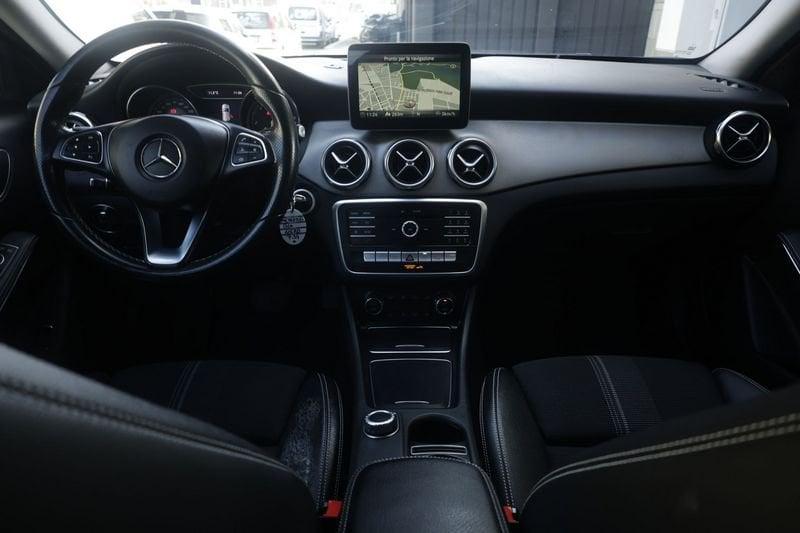 Mercedes-Benz GLA GLA 200 d Sport auto Unicoproprietario