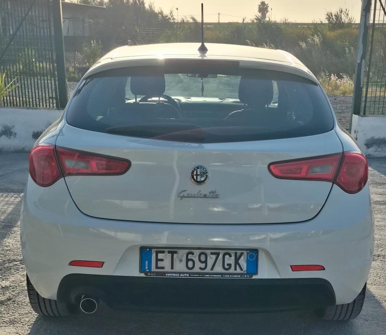 Alfa Romeo Giulietta 1.6 JTDm-2 105 CV Exclusive