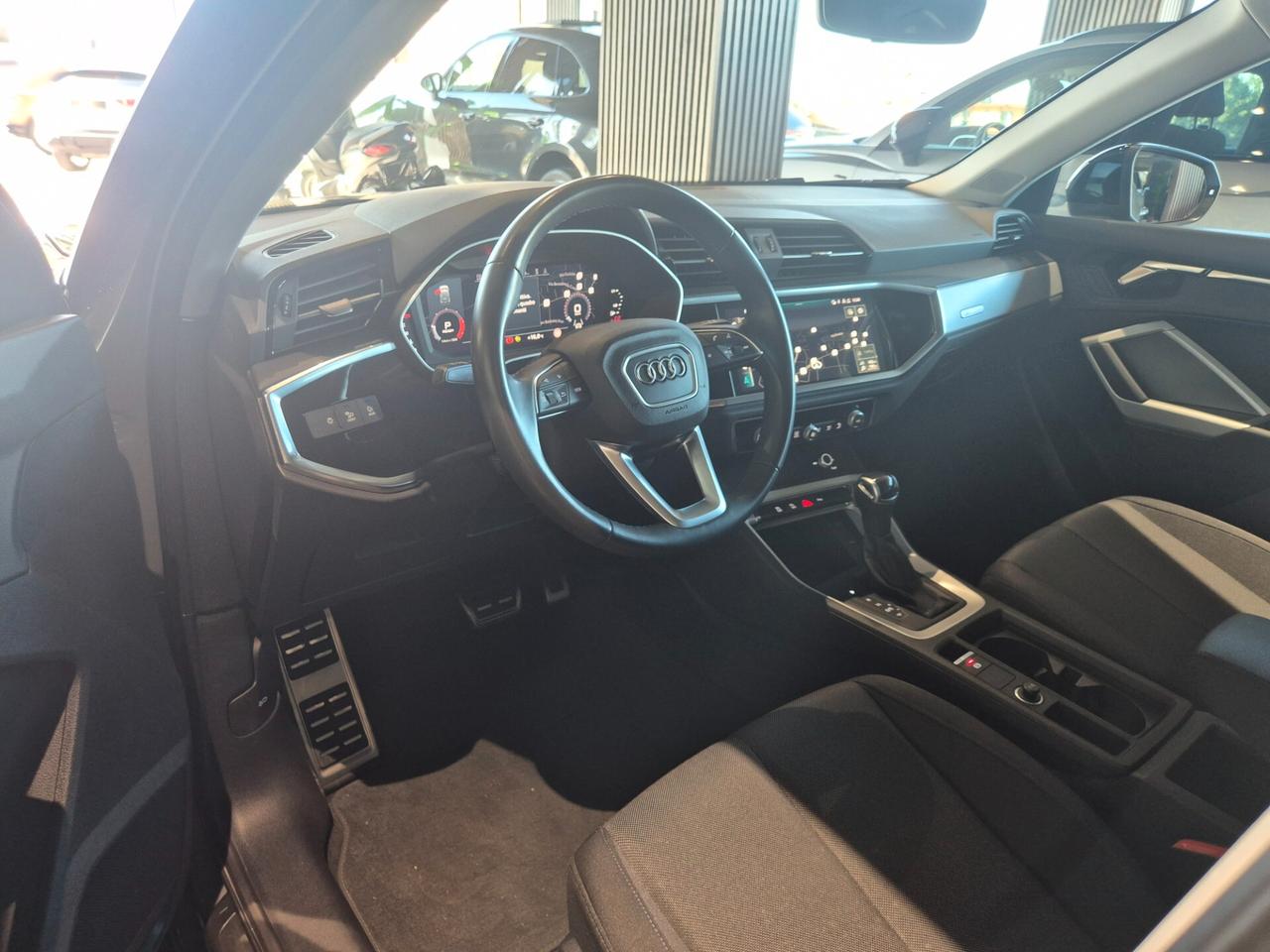 Audi Q3 35 TDI S tronic line edition