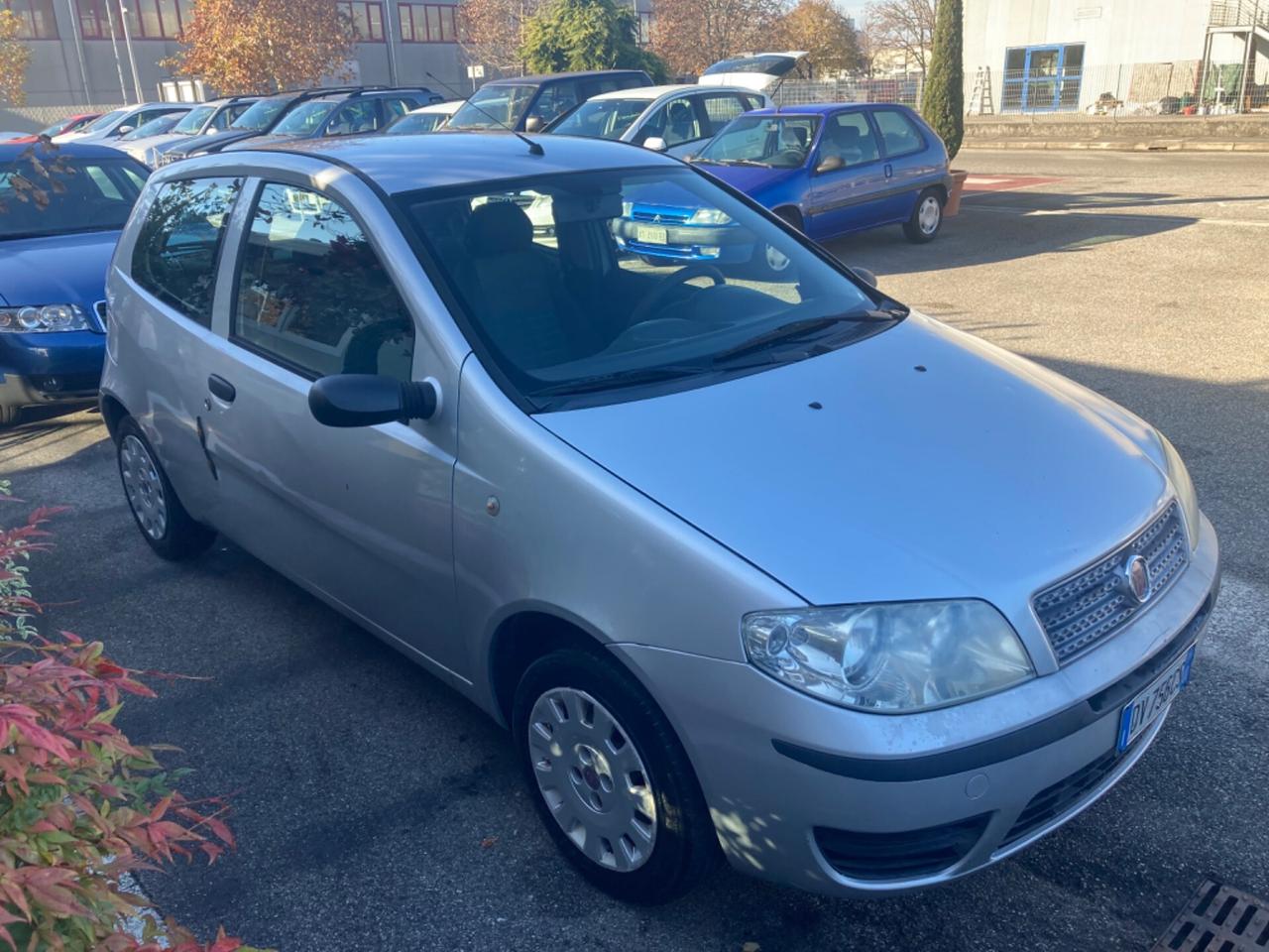 FIAT PUNTO 1.2 BENZINA (PROPRIETARIO UNICO)