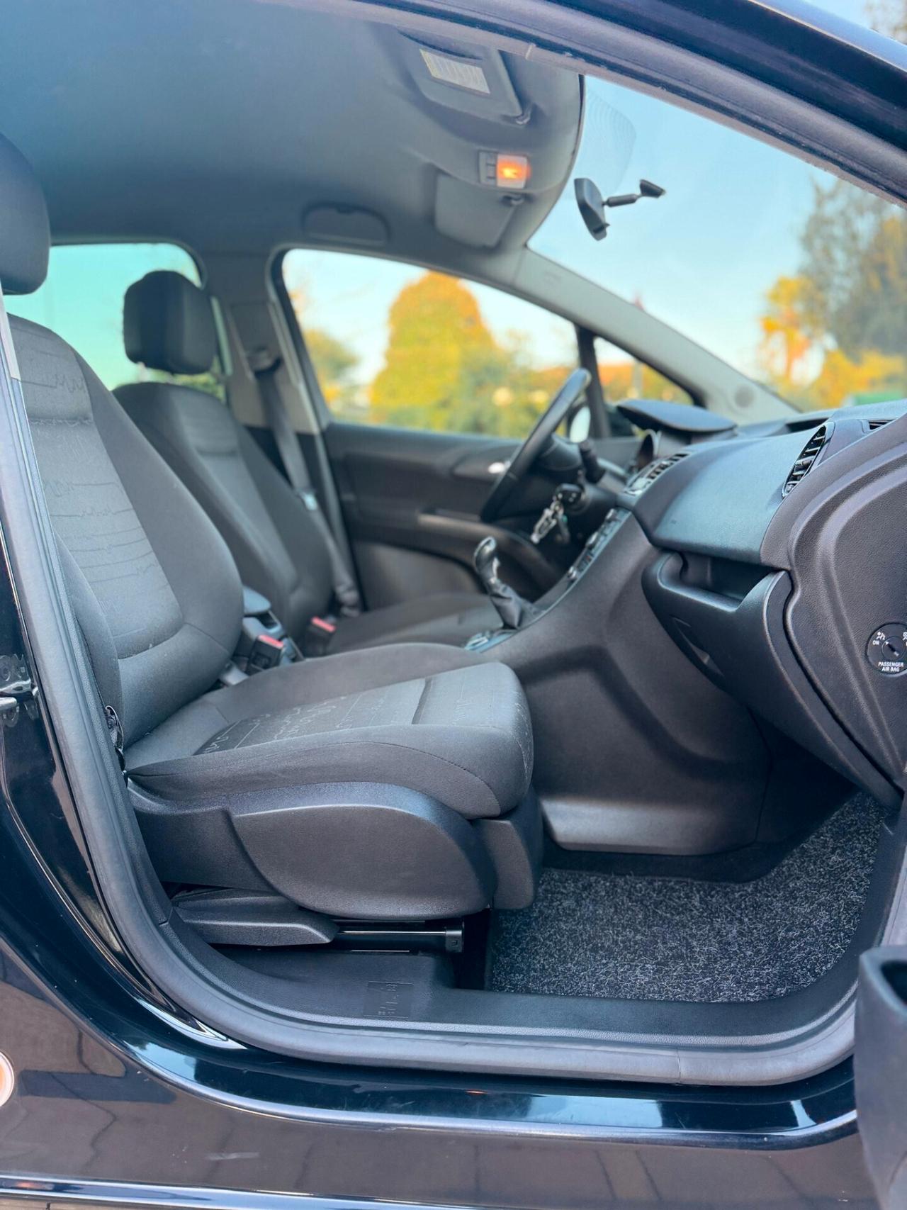 Opel Meriva 1.4 Turbo 120CV Cosmo neopatentati