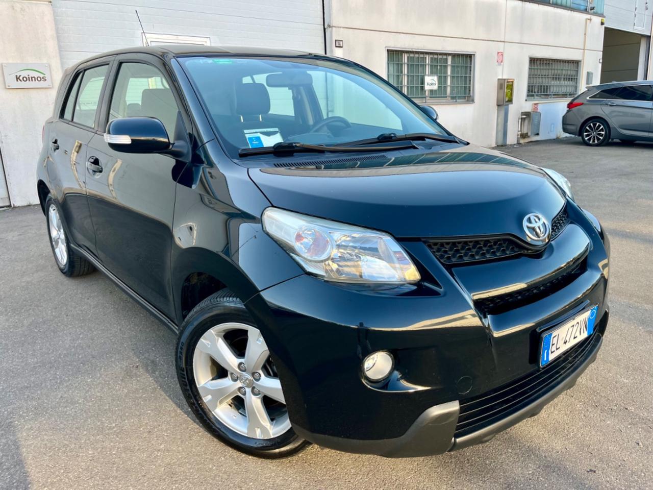 Toyota Urban Cruiser 1.4 D-4D 4x4 2012 145.000km perfetta
