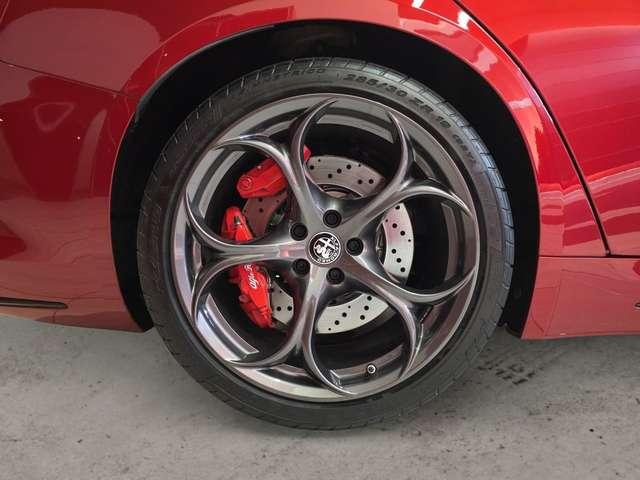 Alfa Romeo Giulia 2.9 V6 Quadrifoglio 510cv auto
