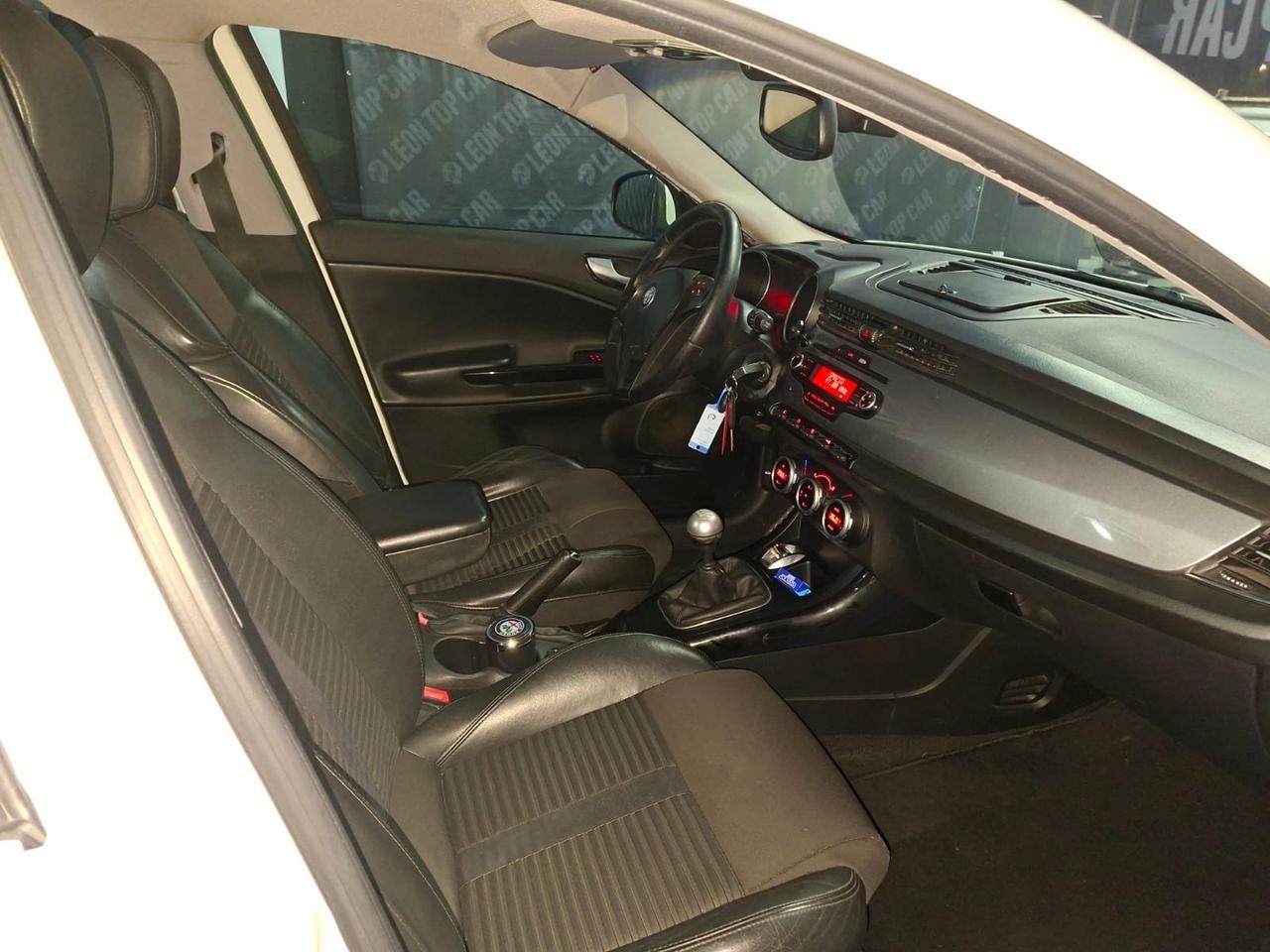 Alfa Romeo Giulietta 1.6 JTDm-2 105 CV tagliandata casa madre