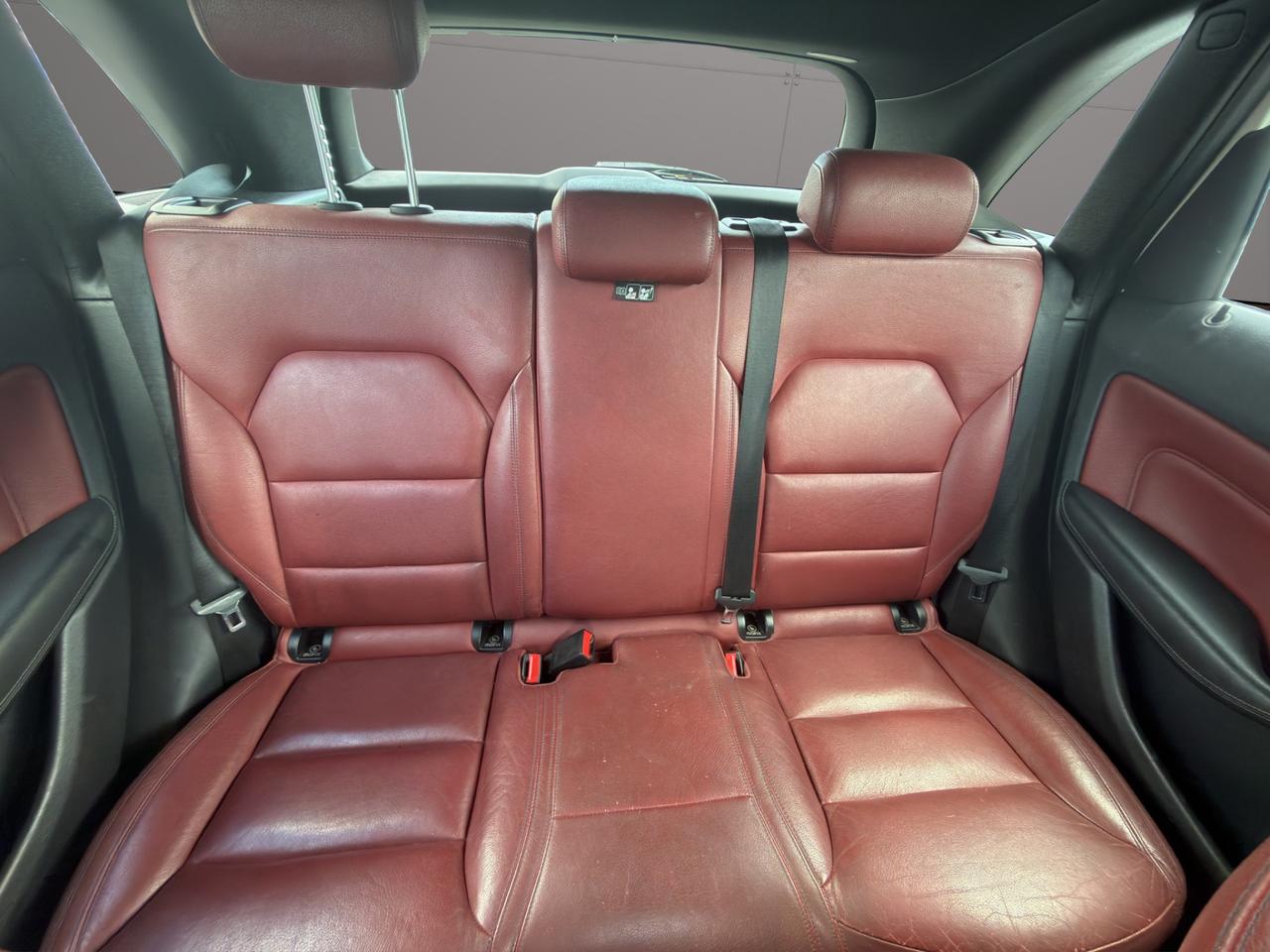 Mercedes B 180 D - Automatica - Promo Finanziamento - Interni in pelle - Navi - Retrocamera