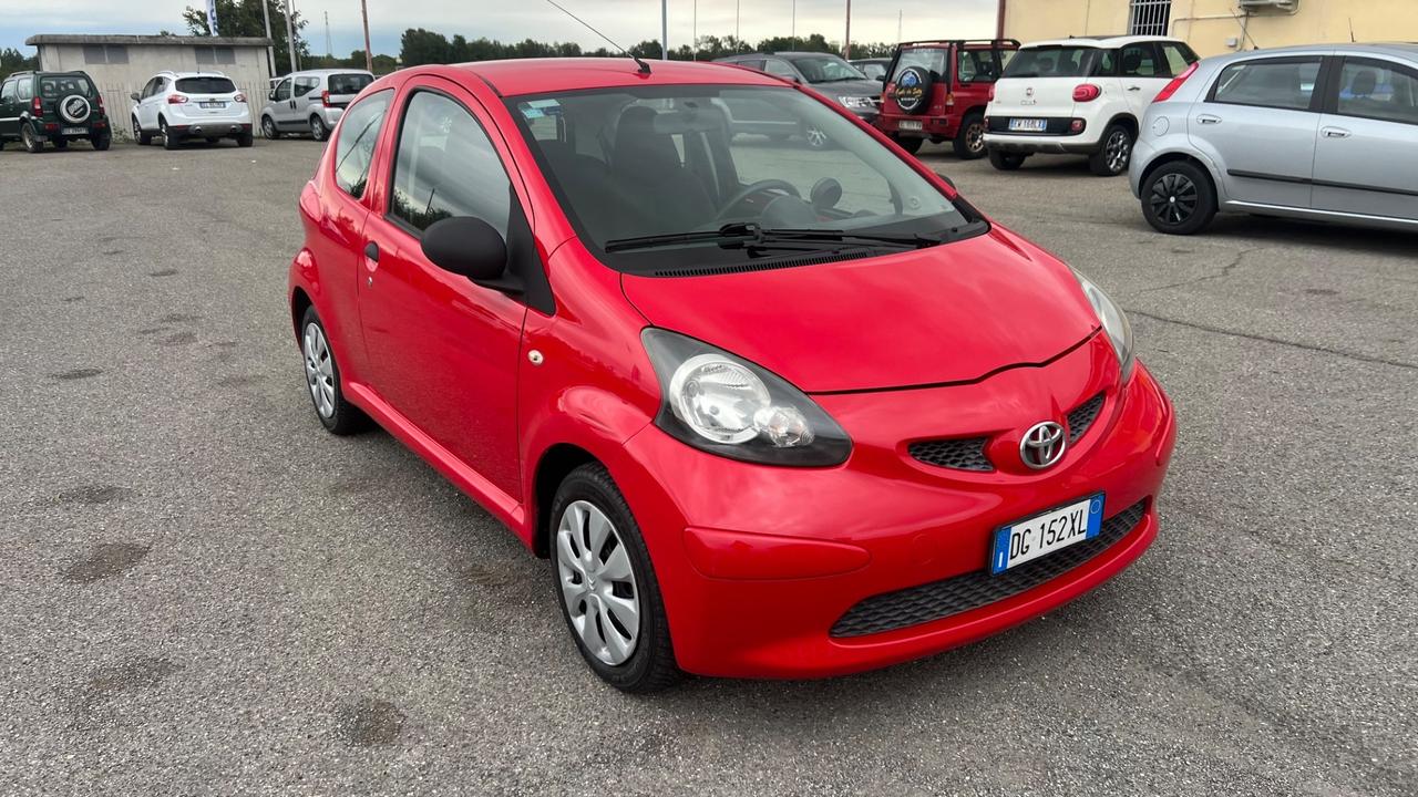 Toyota Aygo 1.0 12V VVT-i 3 porte Sol