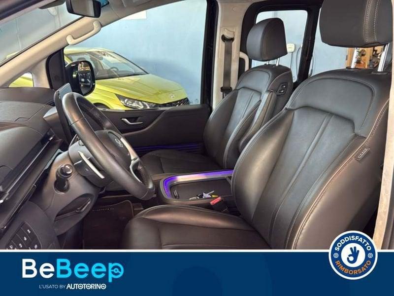 Hyundai Staria 2.2 LUXURY AWD AUTO