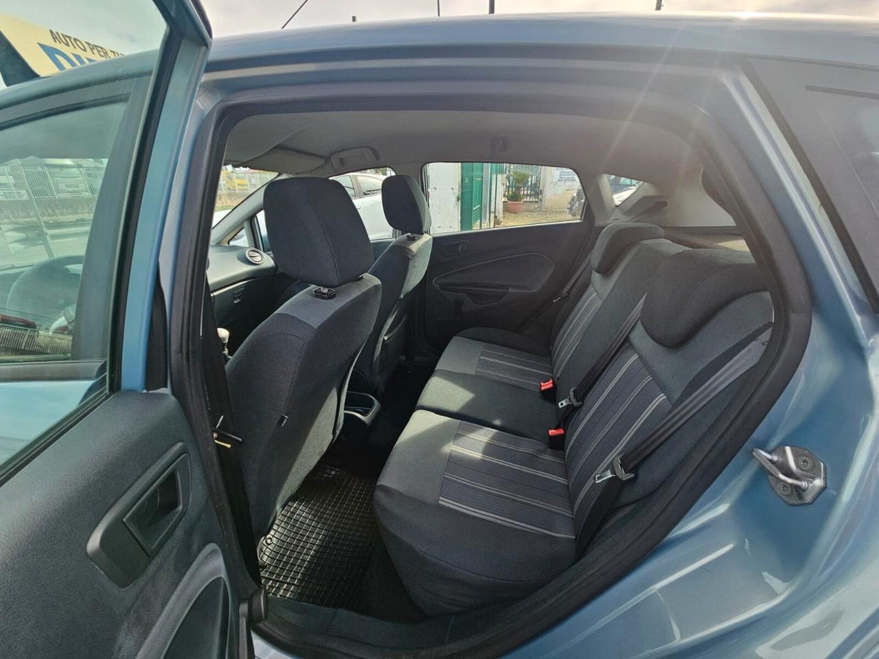 Ford Fiesta 1.4 TDCi 5p. Titanium