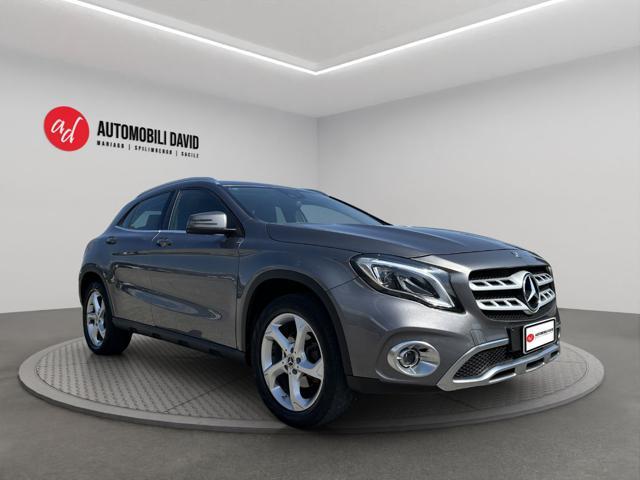 MERCEDES-BENZ GLA 180 d Business