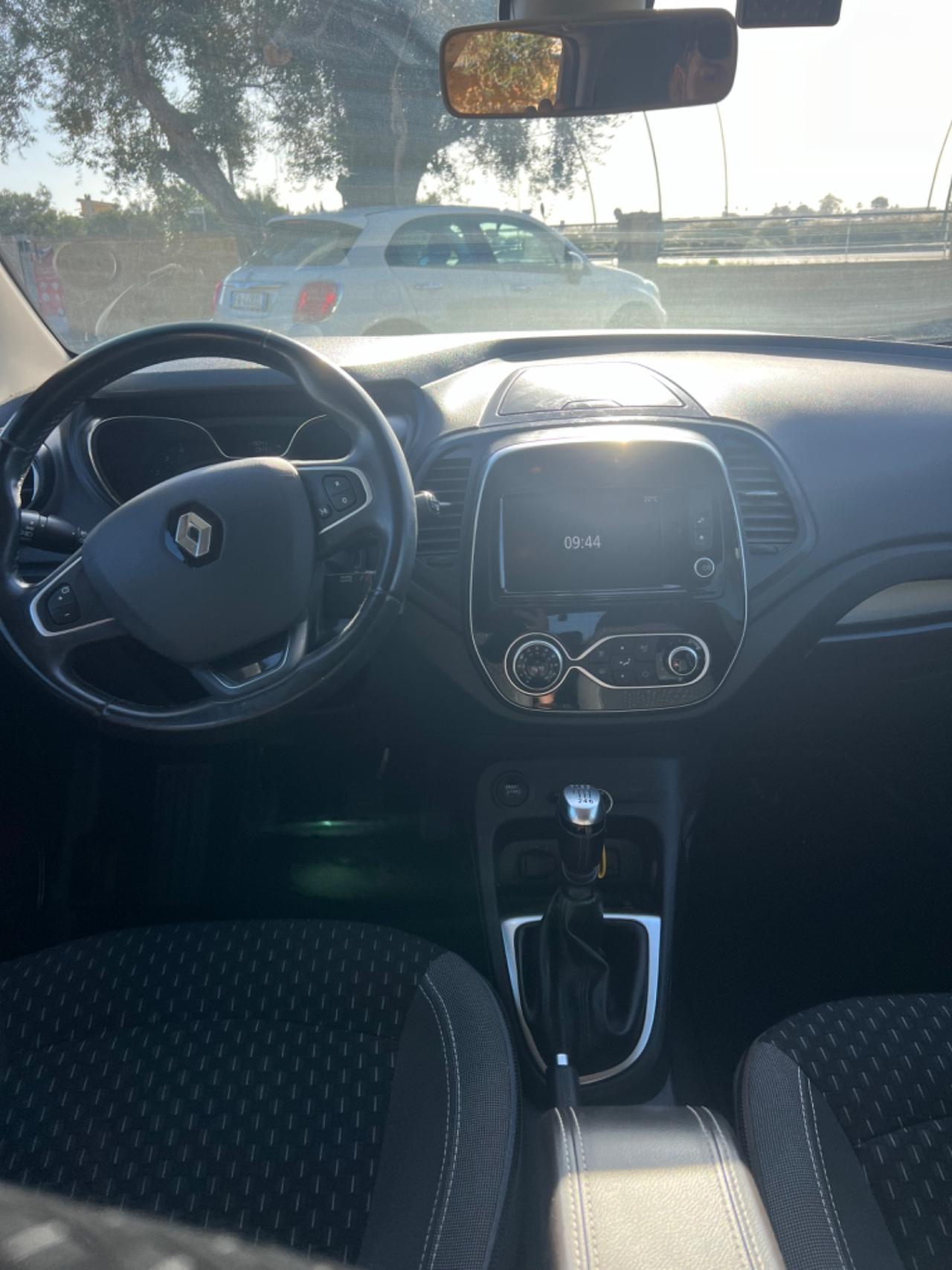 Renault Captur dCi 8V 110 CV Start&Stop Energy Sport Edition2