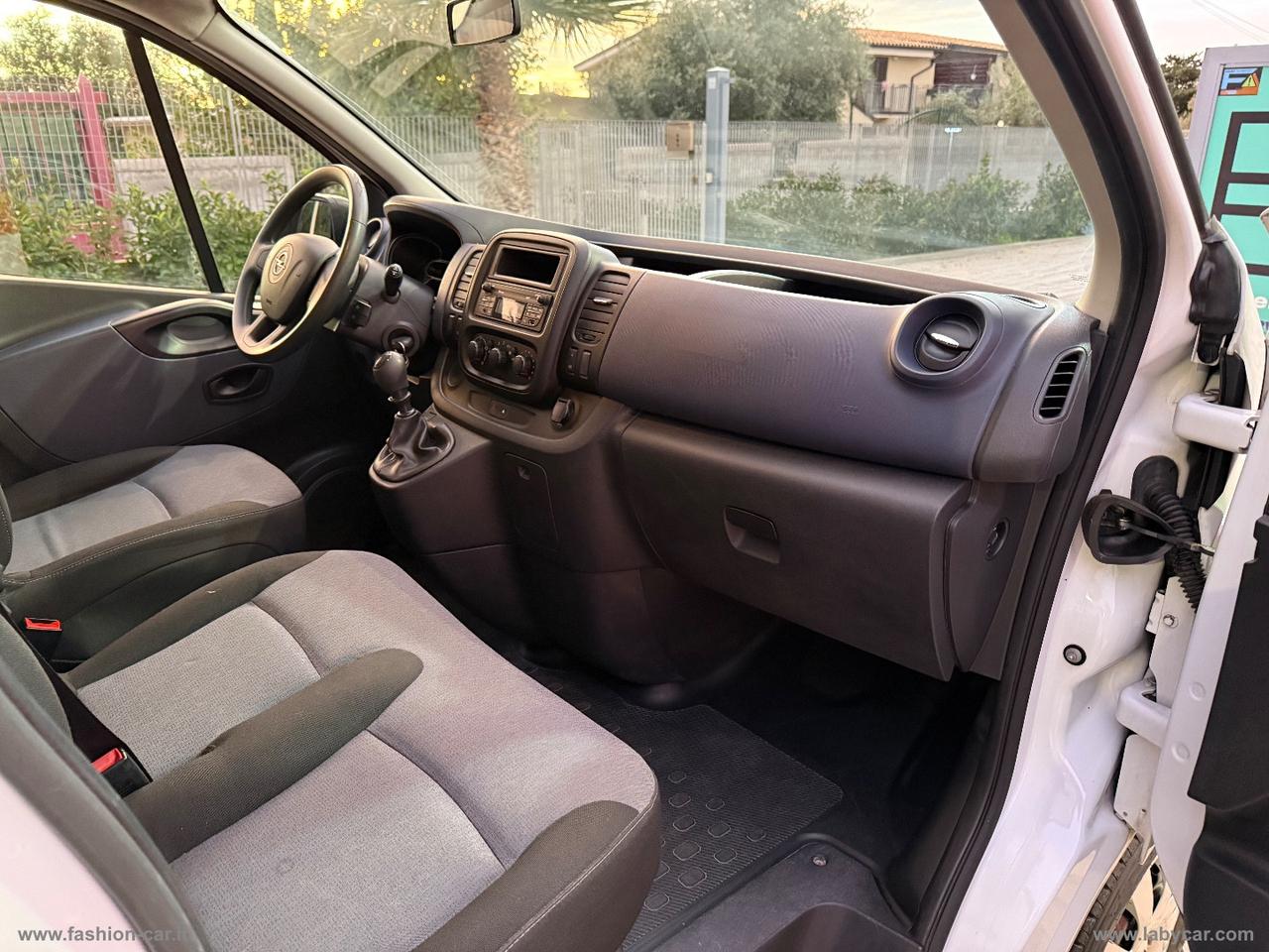 Vivaro 29 1.6 BiT. PC-TN Combi Sport 9 POSTI