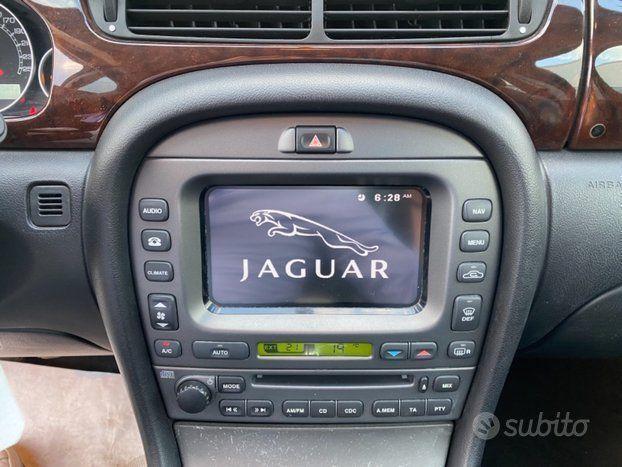 Jaguar X-Type 2.2D cat Executive