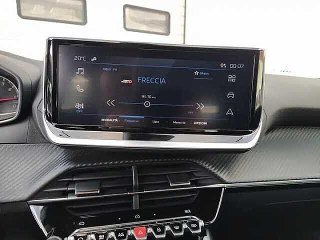 Peugeot 2008 1.2 PureTech 100cv STYLE KM ZERO