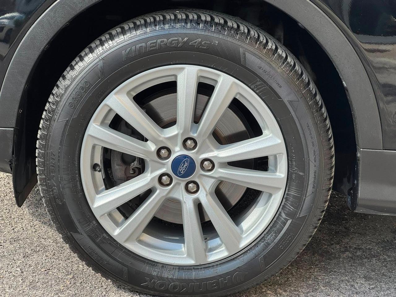 FORD KUGA 1.5 TDCI 120 CV. 2WD TITANIUM NAVI+CERCHI