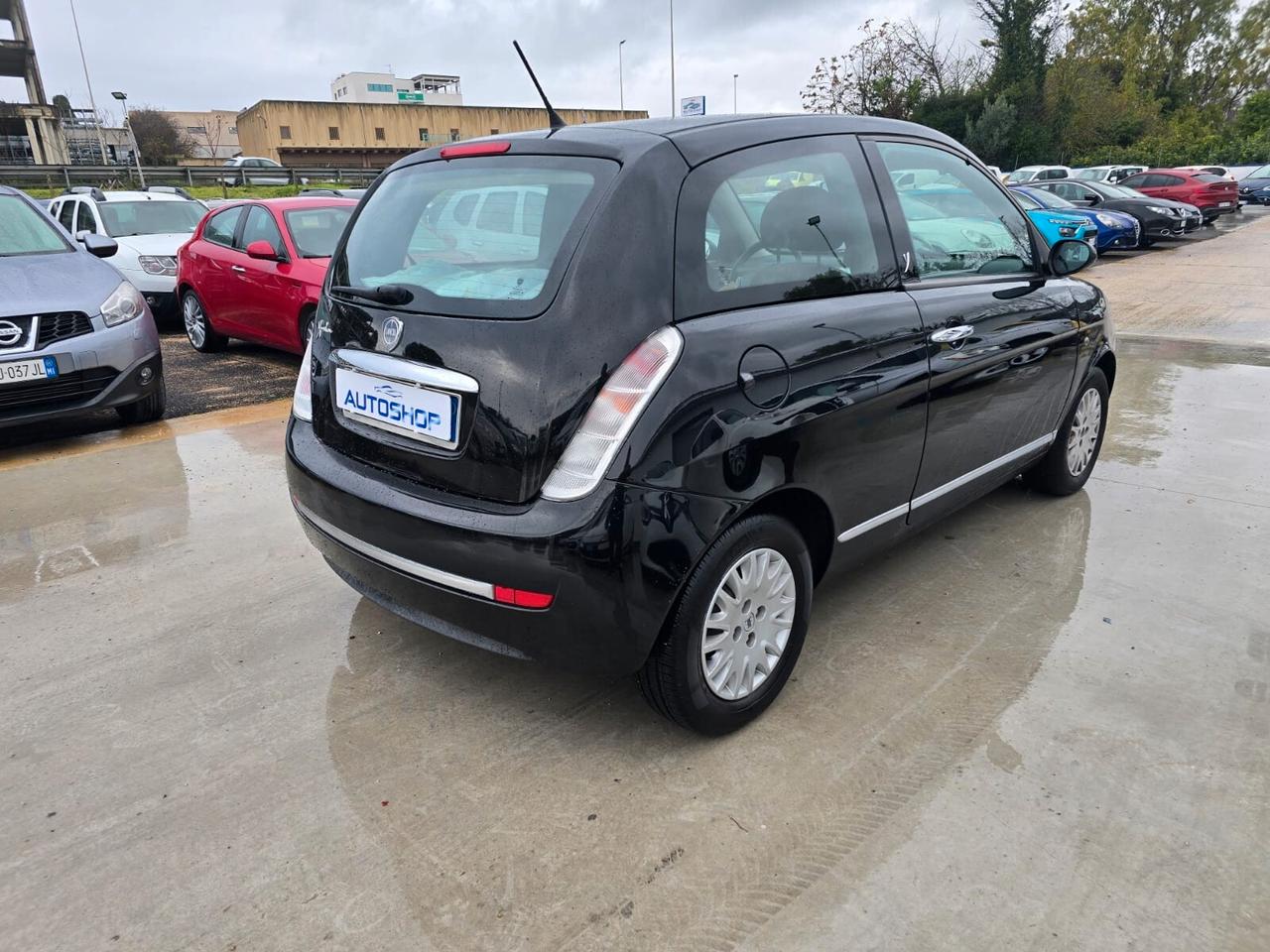 Lancia Ypsilon 1.2 Oro