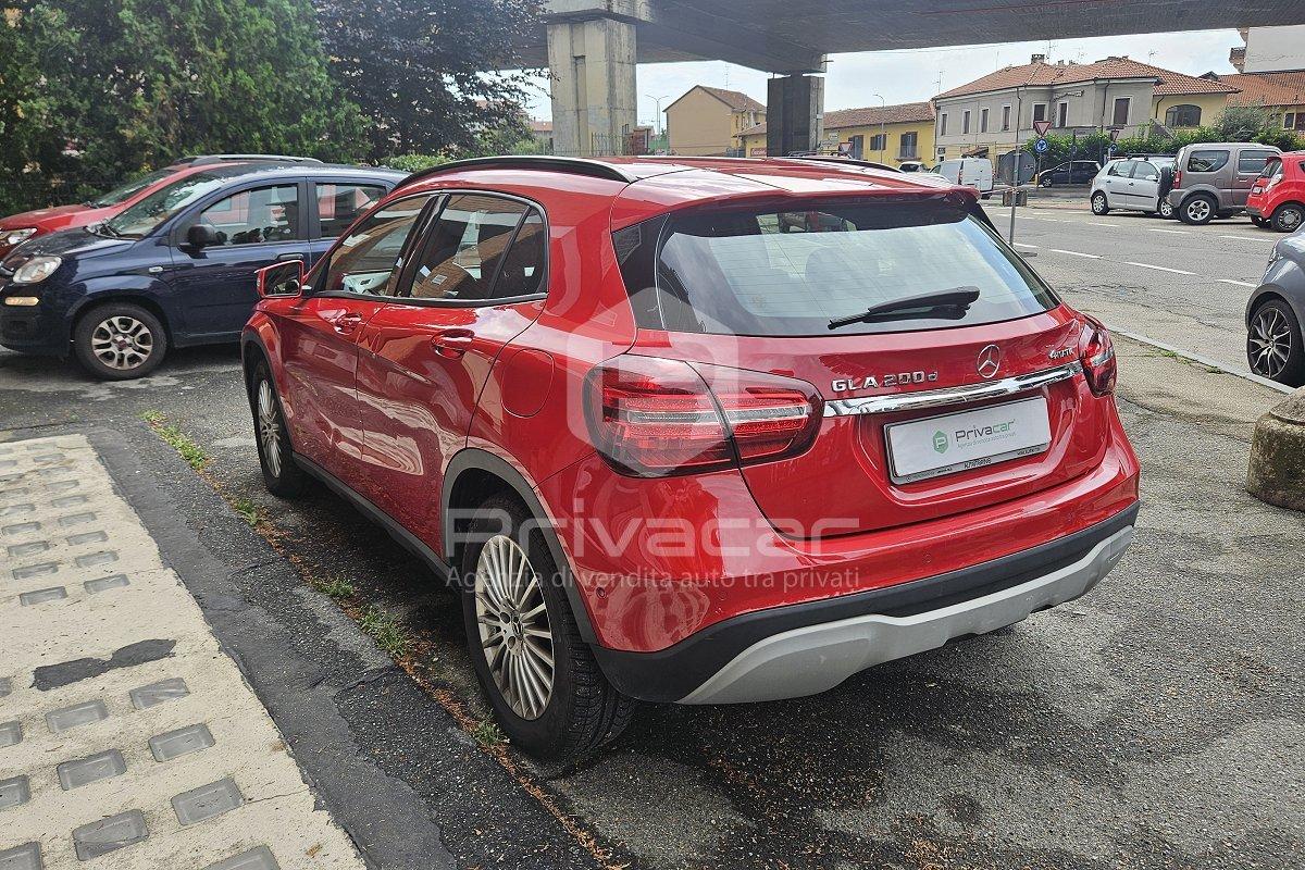 MERCEDES GLA 200 d Automatic 4Matic Premium