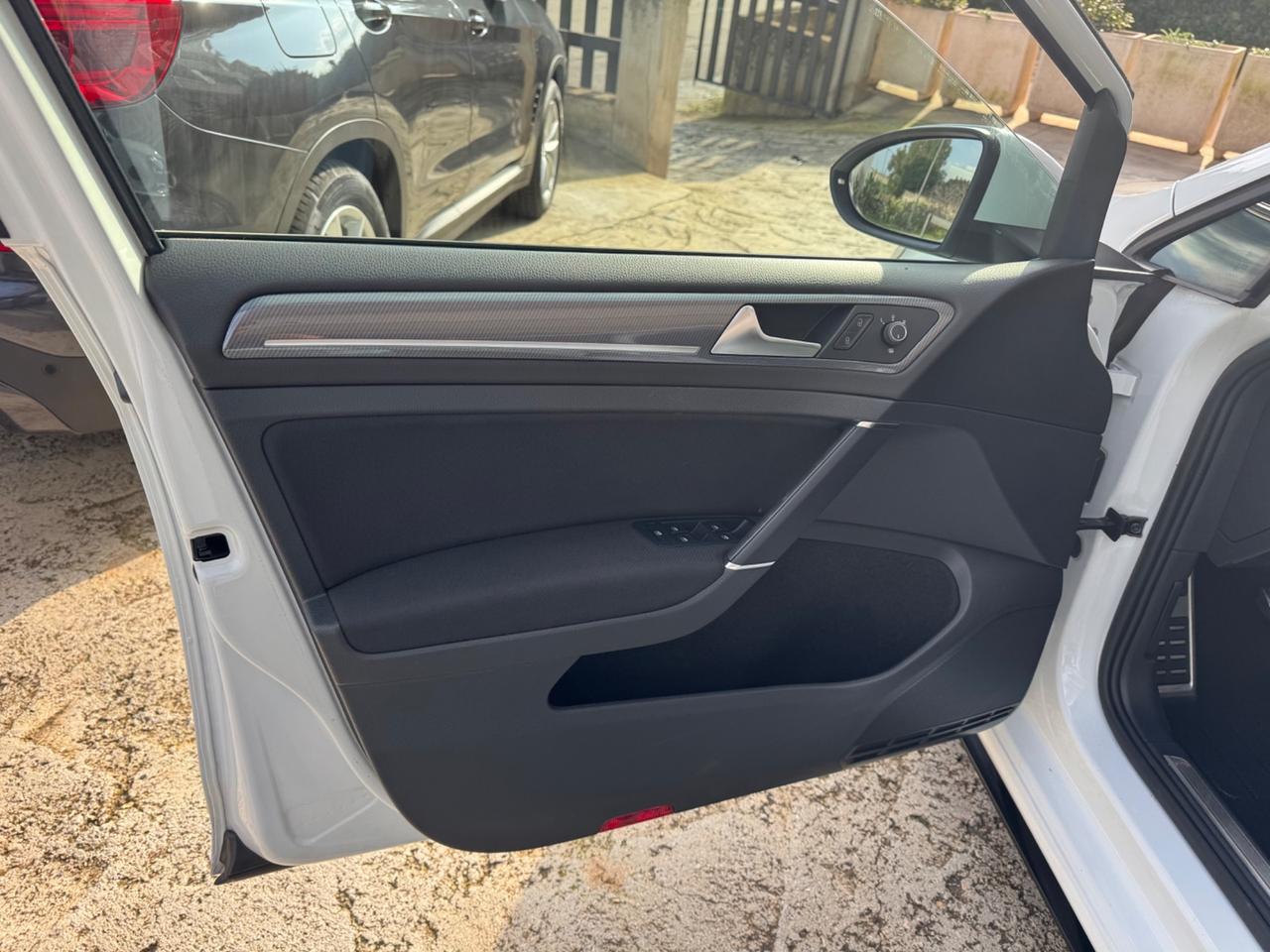 Vw Golf 2.0 TDI - R.LINE - FARI LED - 2019