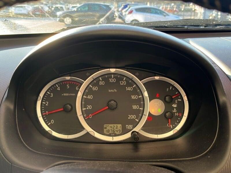 Mitsubishi L200 2.5 DI-D/136CV Club Cab Invite DPF